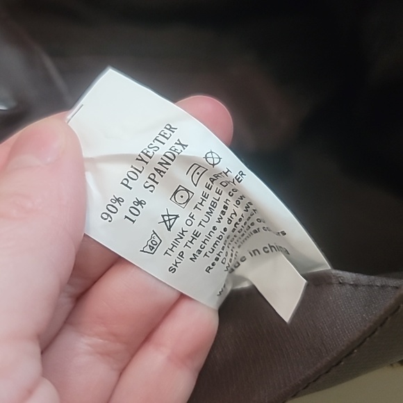 Brown mid-rise faux leater woman's pants size 6 - Picture 3 of 7